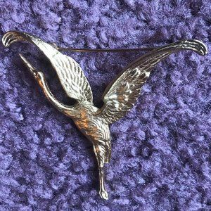 Golden Crane brooch pin Alva museum